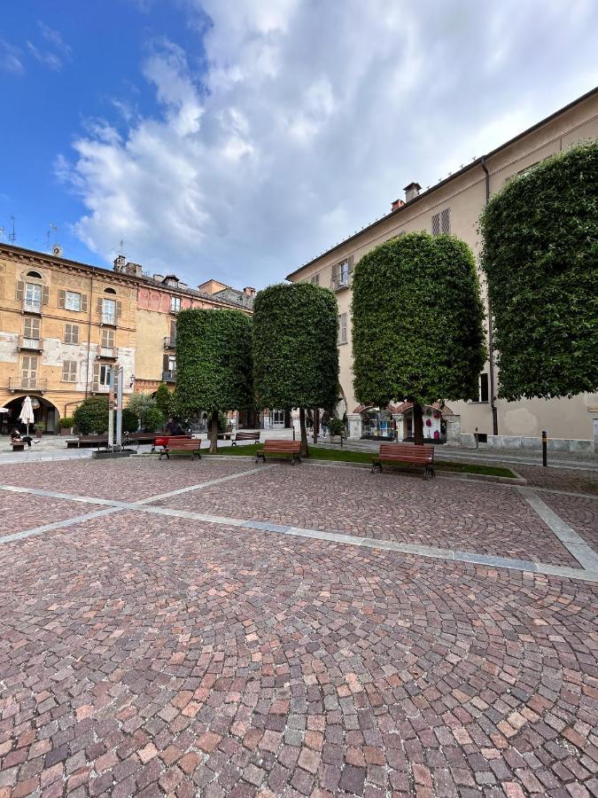 クーネオLa Loggia Dei Contiアパートメント エクステリア 写真