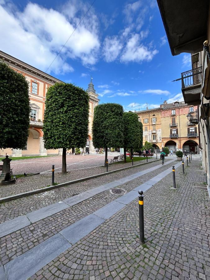 クーネオLa Loggia Dei Contiアパートメント エクステリア 写真